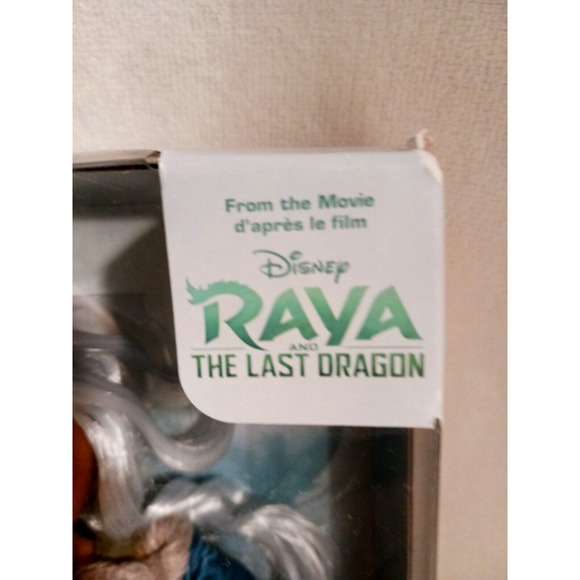 NEW IN BOX! Disney RAYA AND THE LAST DRAGON Human Sisu DOLL NEVER OPENED Collect - Picture 8 of 16